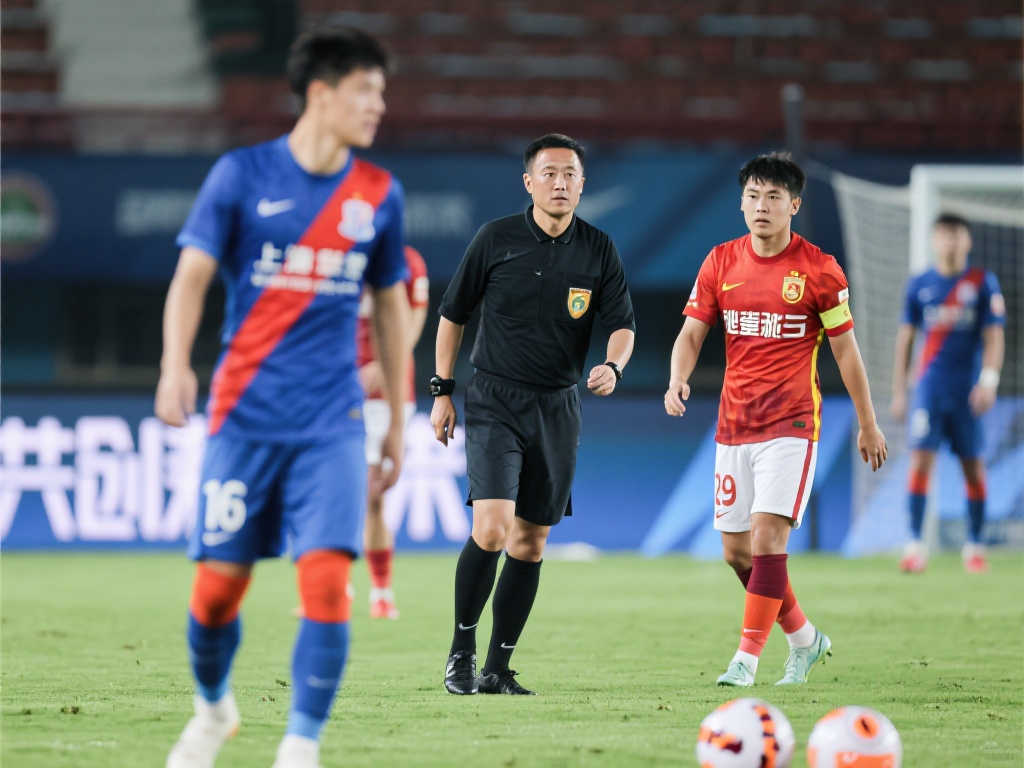 浙江上海失利心有不甘 新帅惊喜交加力挺青年军 浙江上海失利心有不甘 新帅惊喜交加力挺青年军